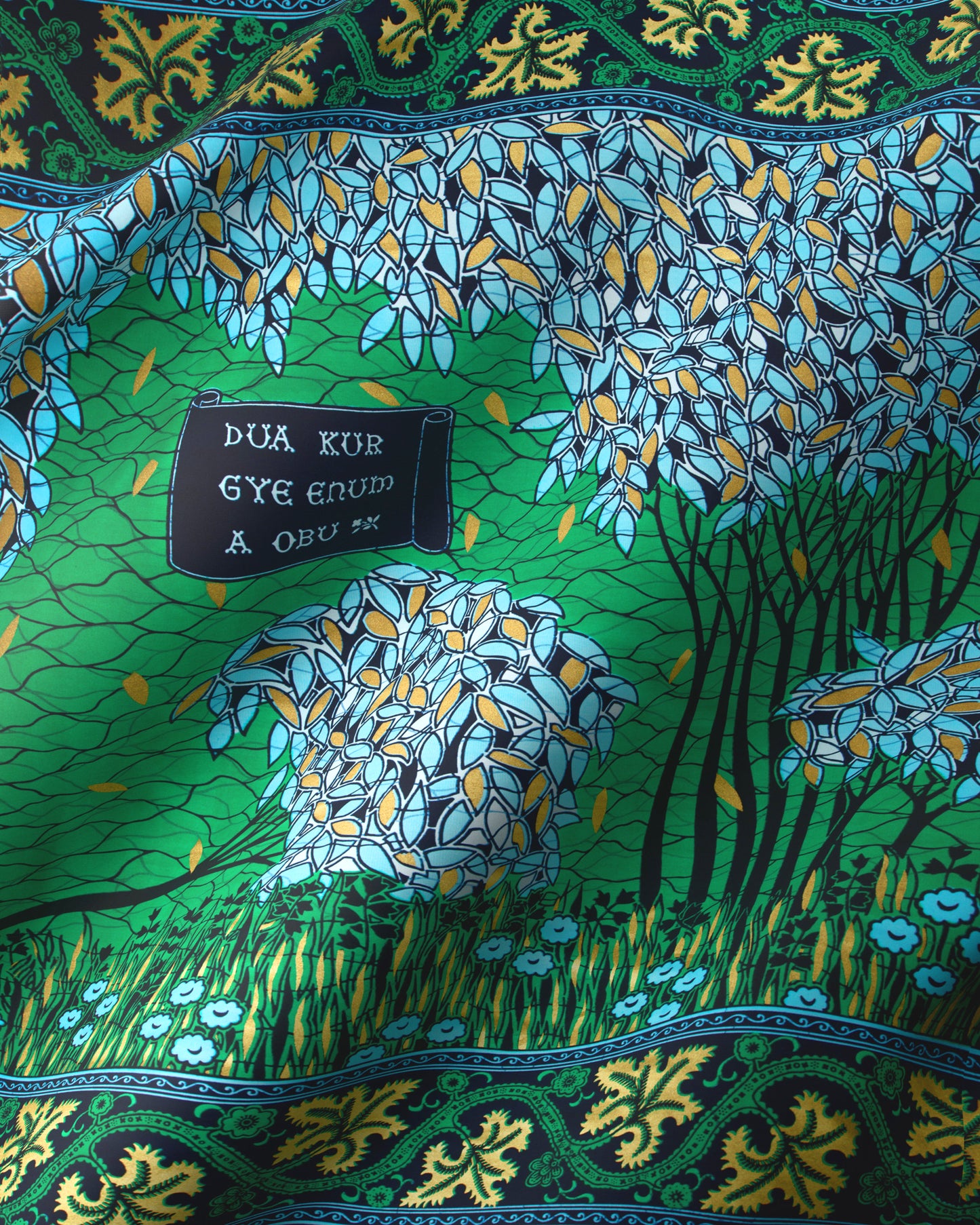 Wax Hollandais | VL00562.182 | Gold Embellished