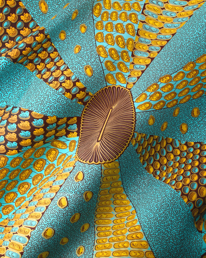 Wax Hollandais | VL00963.158 | Gold Embellished