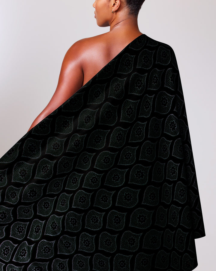 Sky Wax | VL01070.142 | Red-Green Pearl Embellished