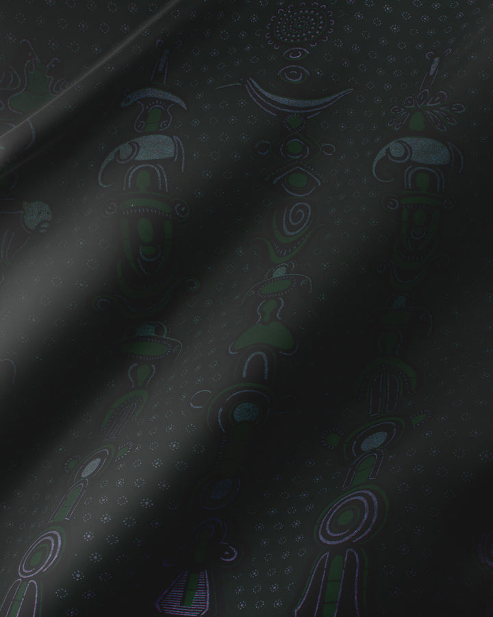 Sky Wax | VL04528.085 | Red-Green Pearl Embellished