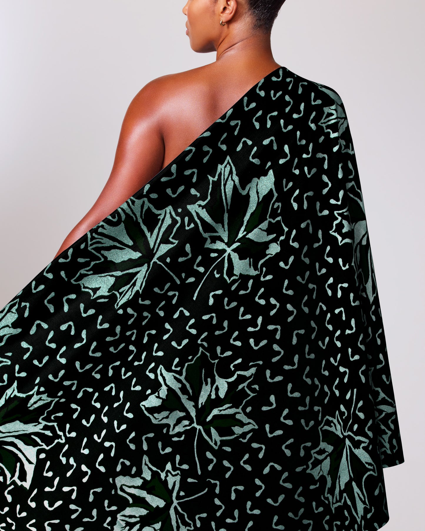 Sky Wax | VL04735.093 | Pastel Green Embellished