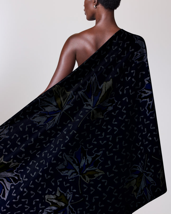 Sky Wax | VL04735.094 | Red-Green Pearl Embellished