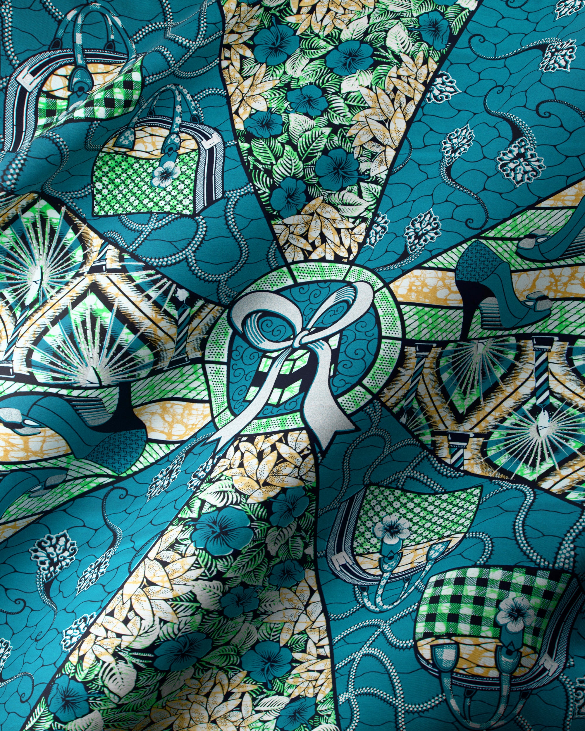 Vlisco Fabrics 英語版 フリスコ ファブリックス Super-Wax | VLA2139.064 | Silver Embellished – Vlisco