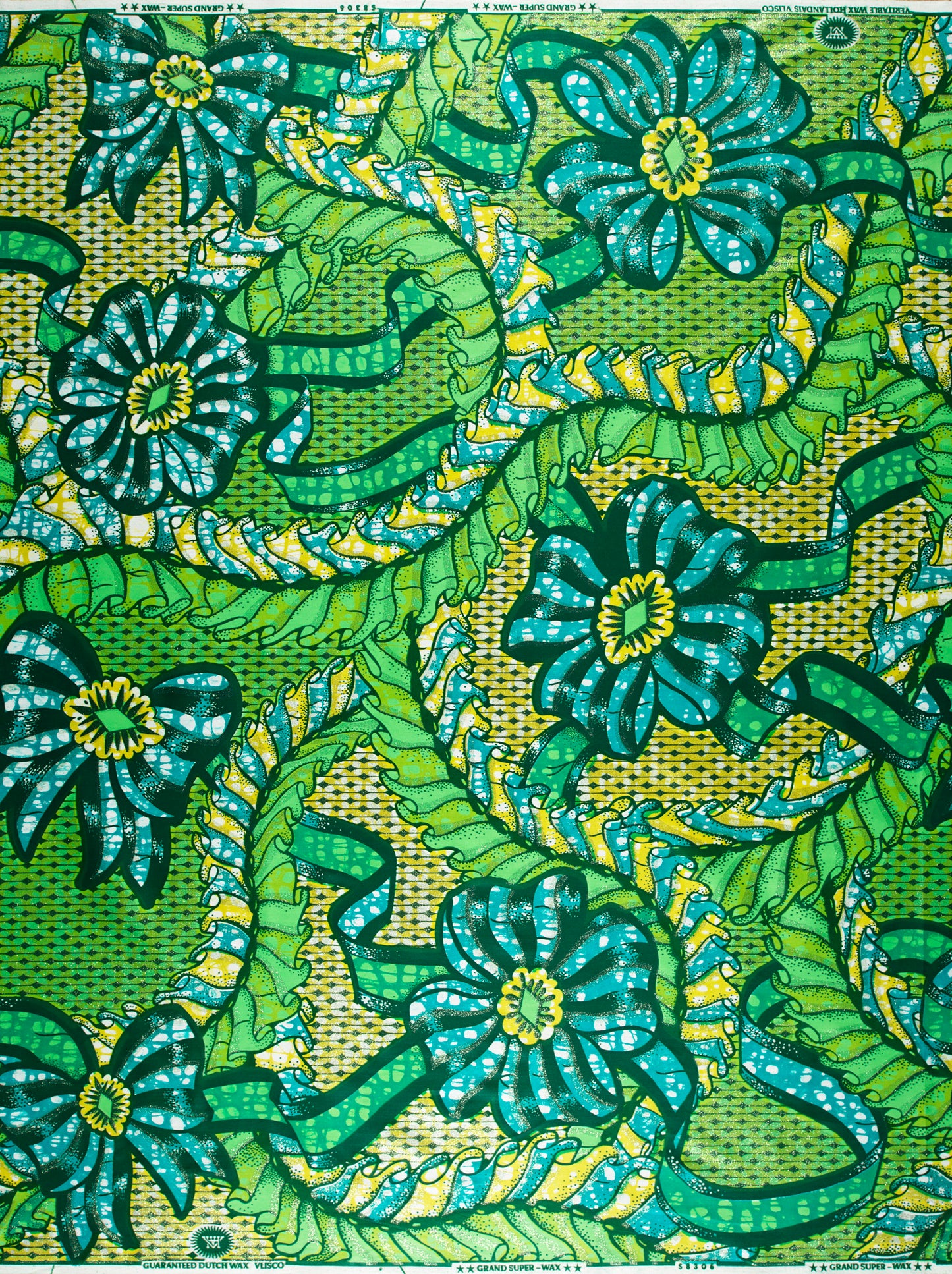 Grand Super-Wax | VLS8306.002 | Pale Green Shine Embellished