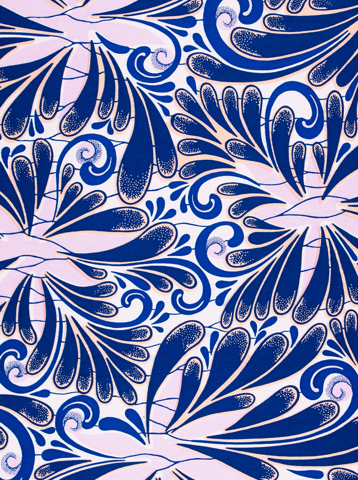 Blue and white patterned fabric of Wax Hollandais VLW4010.002 ideal for African fabric projects