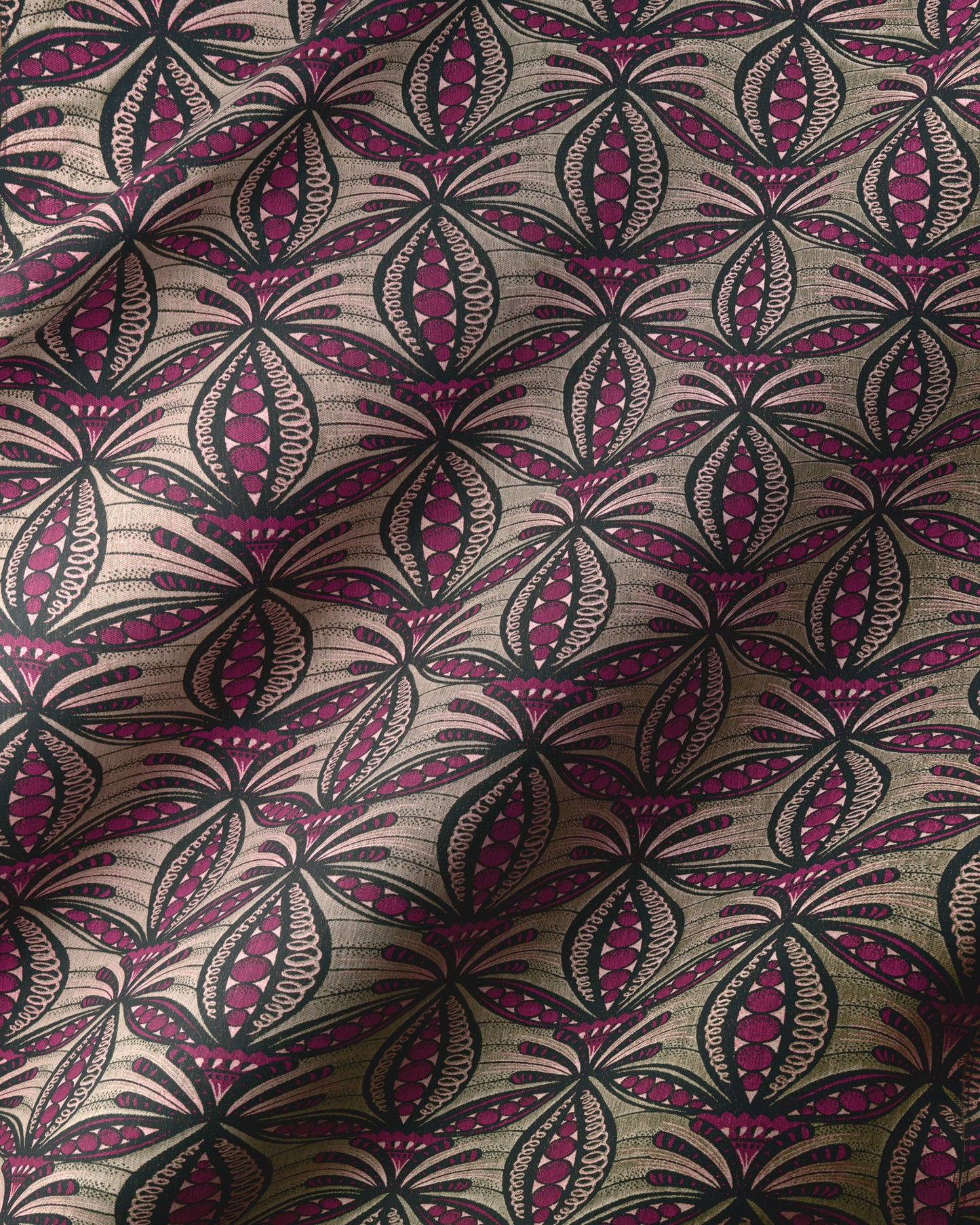 Radiance | VLR6990.004