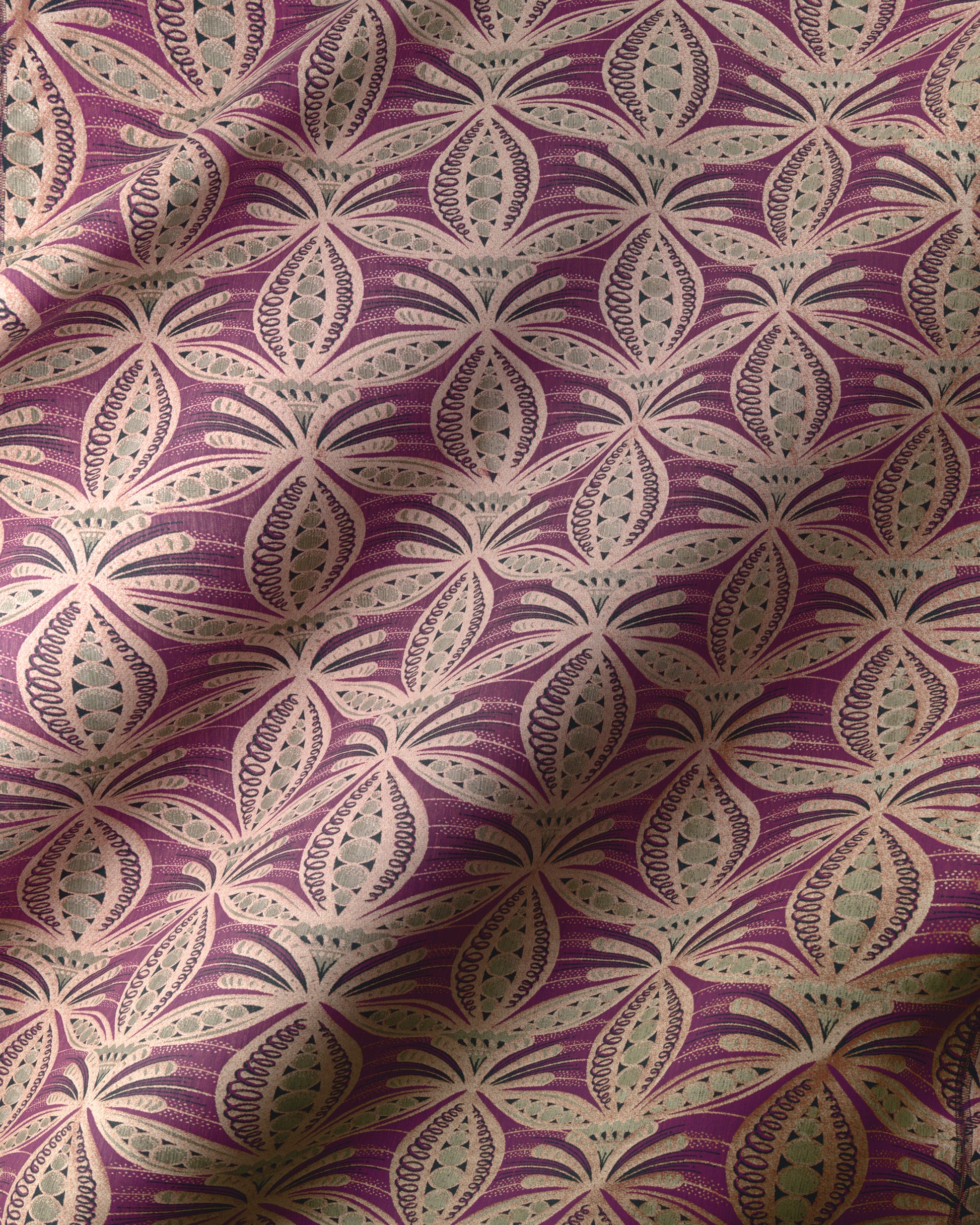 Radiance | VLR6990.004